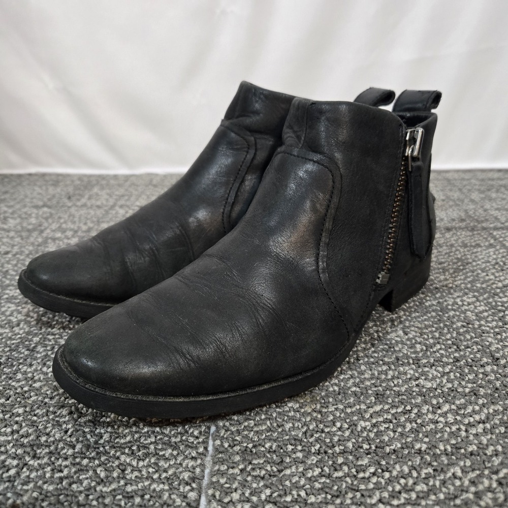 UGG Black Leather Side Zip Ankle Boots Women's 8.5 Low Heel Booties